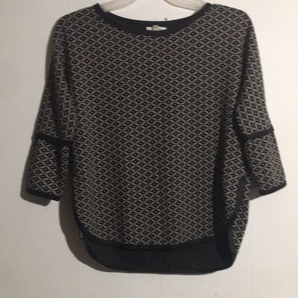 Max Studio Oversized Coquille Textured Top: Size Small - Picture 4 of 11